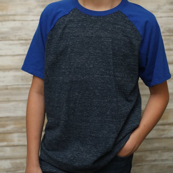 WONDER NATION T-SHIRT LARGE - Picture 1 of 3